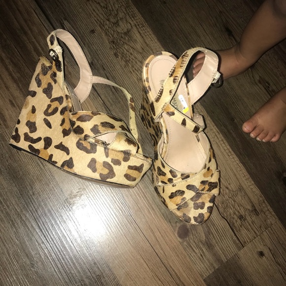 2/$15 Steve Madden Cheetah Print Wedges - Picture 6 of 6